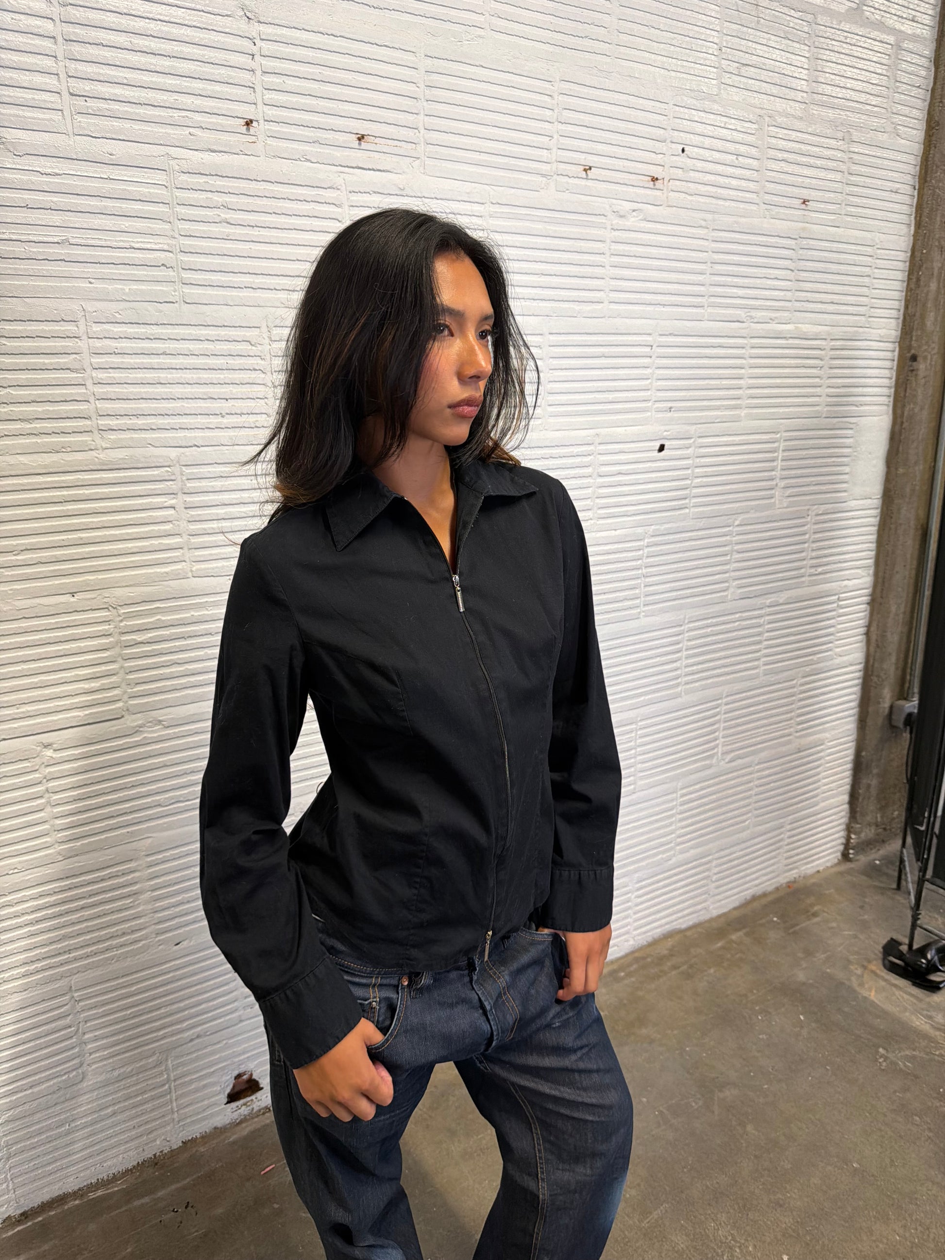 Lightweight Black Zip Jacket