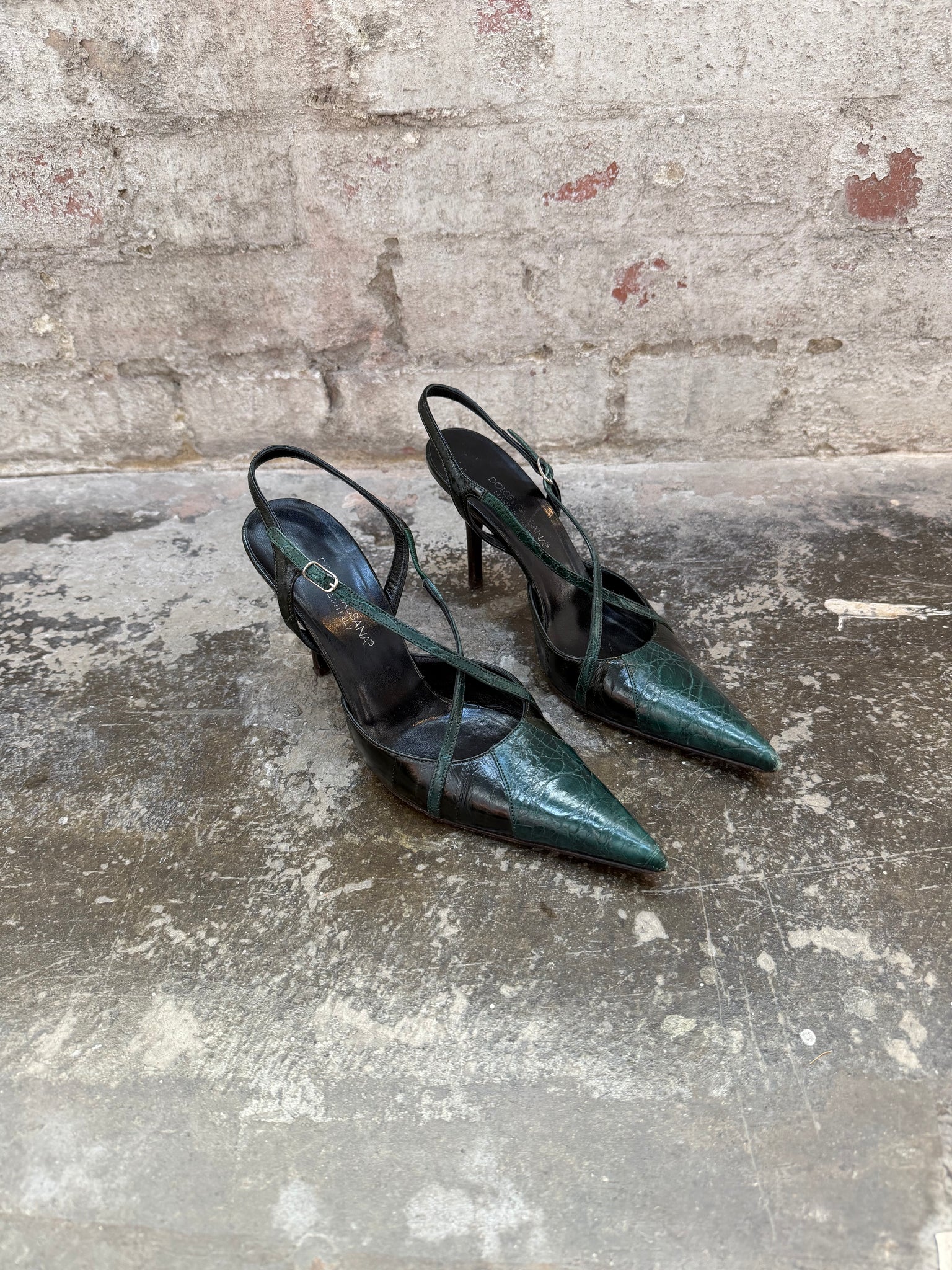Dolce &amp; Gabbana Courts