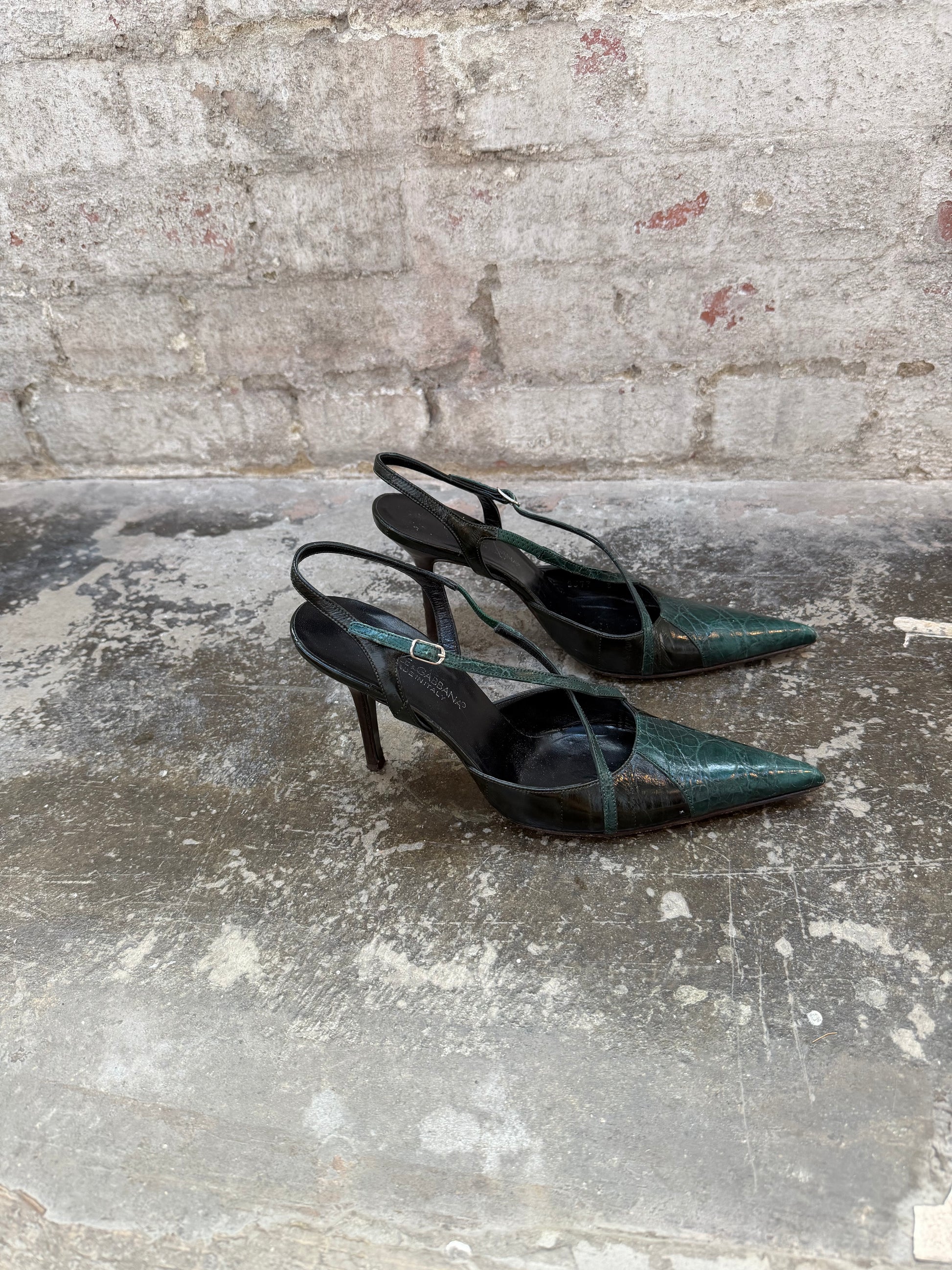 Dolce &amp; Gabbana Courts