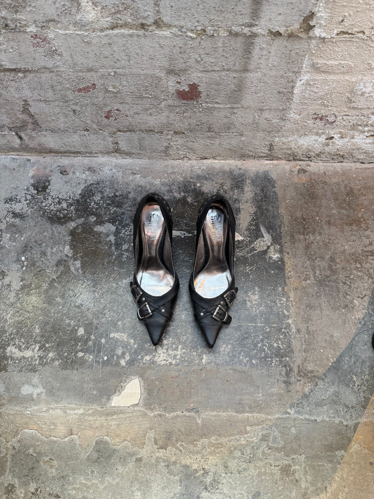 Buckle Pointed Heel