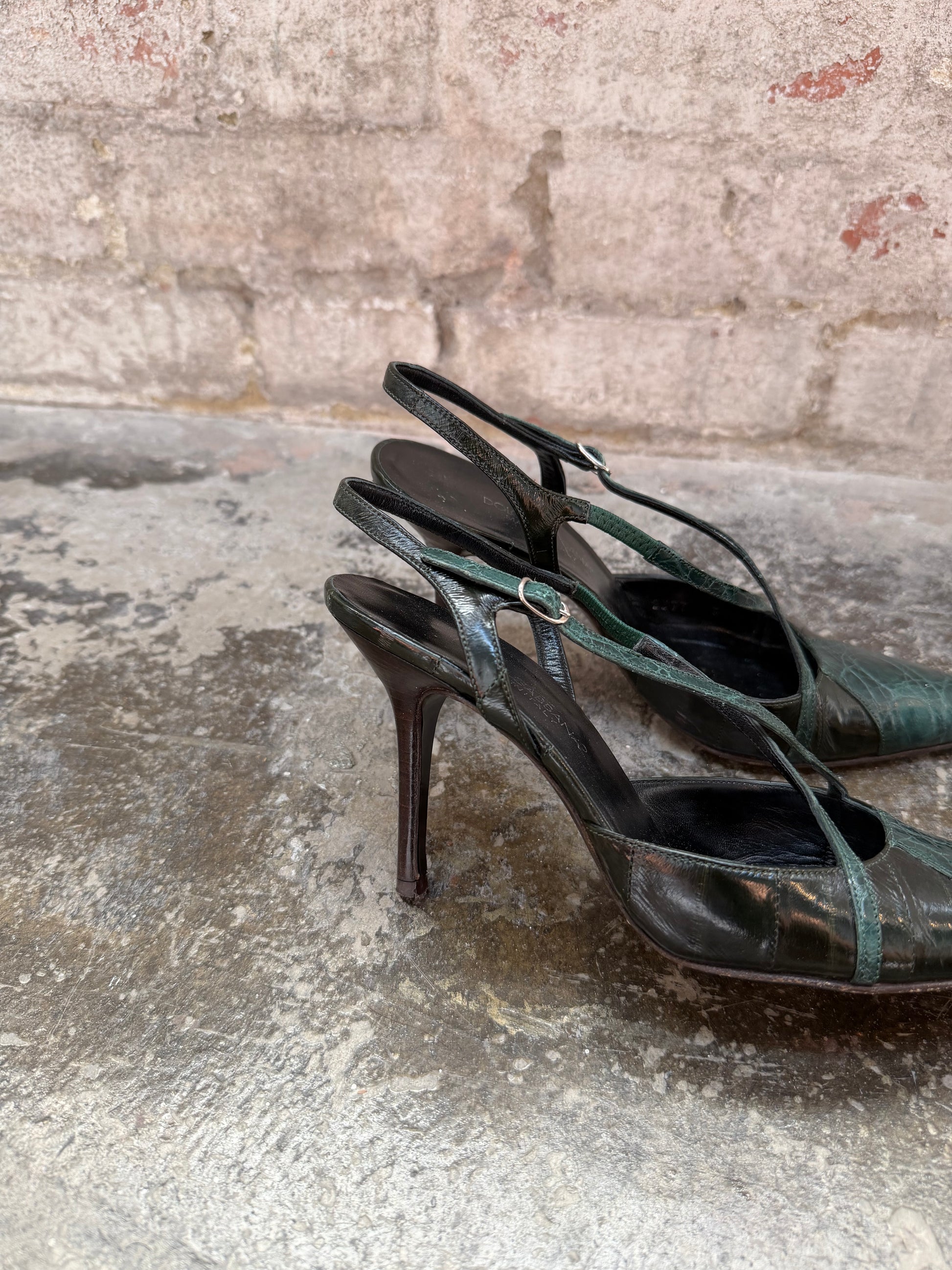 Dolce &amp; Gabbana Courts
