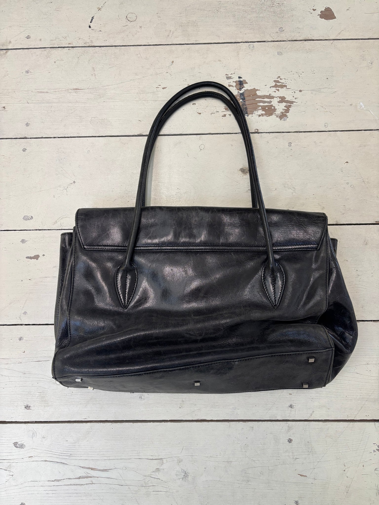 Leather bag